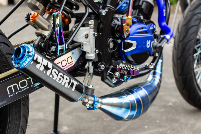 Footpegs STR8 MX Evo Sherco 50 CNC Neochrome (Set)