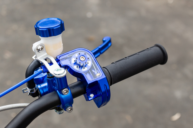 Bocal de liquide de frein d.42mm Motoforce Racing Bleu