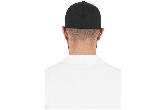 Baseball Cap 5 Panel Flexfit black