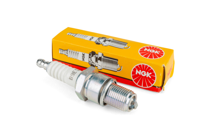 Spark Plug NGK B9ES (2611)
