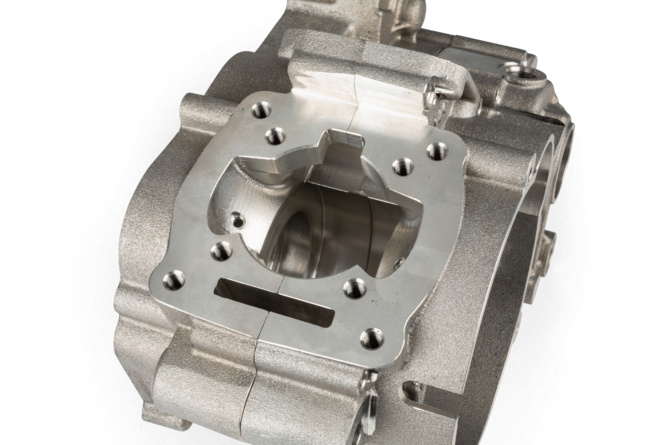 Motorgeh&auml;use Metrakit Pro Race Derbi