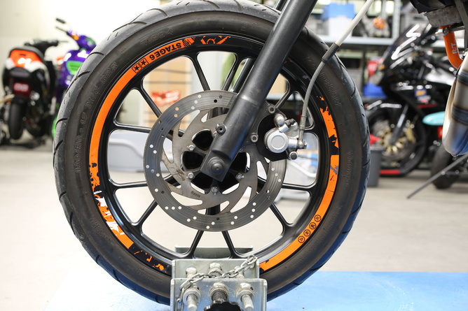 Adesivi cerchioni Moto 17" Stage6 arancione / nero