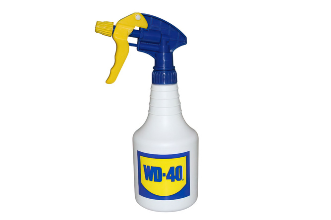 spray bottle WD-40